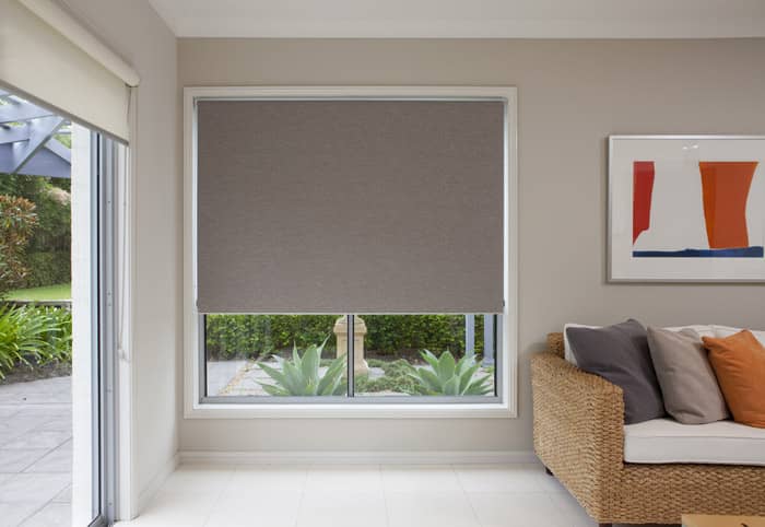 Qué Beneficios Trae una Instalación Correcta de Cortinas Roller